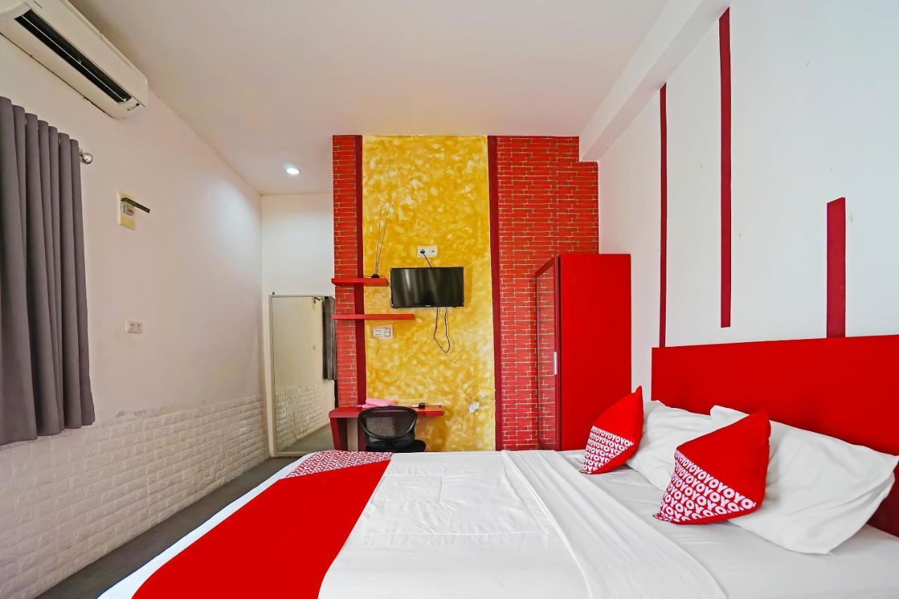 Oyo 91742 Ivy Hotel Palembang Ngoại thất bức ảnh